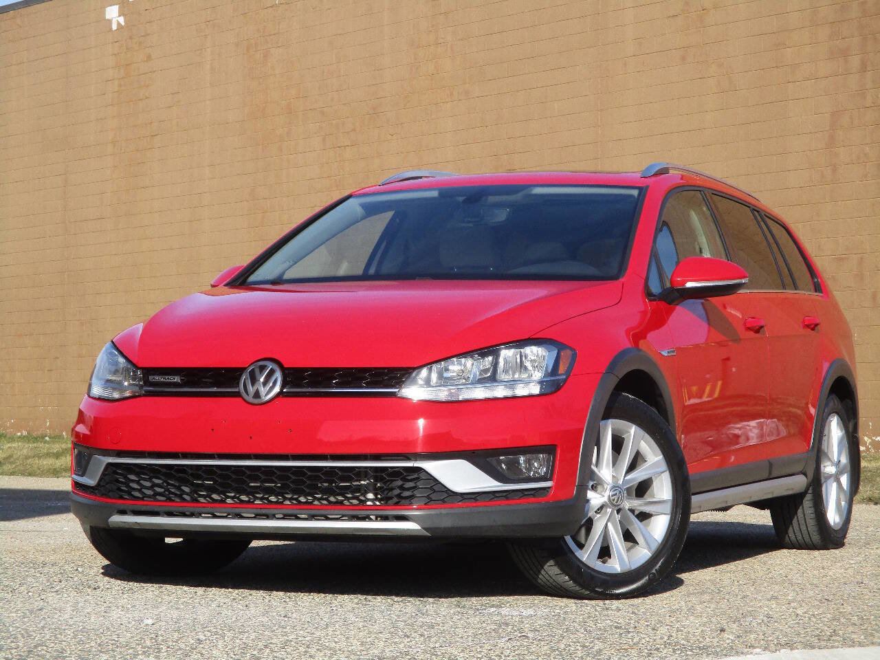 Used 2018 Volkswagen Golf Alltrack SE image 59