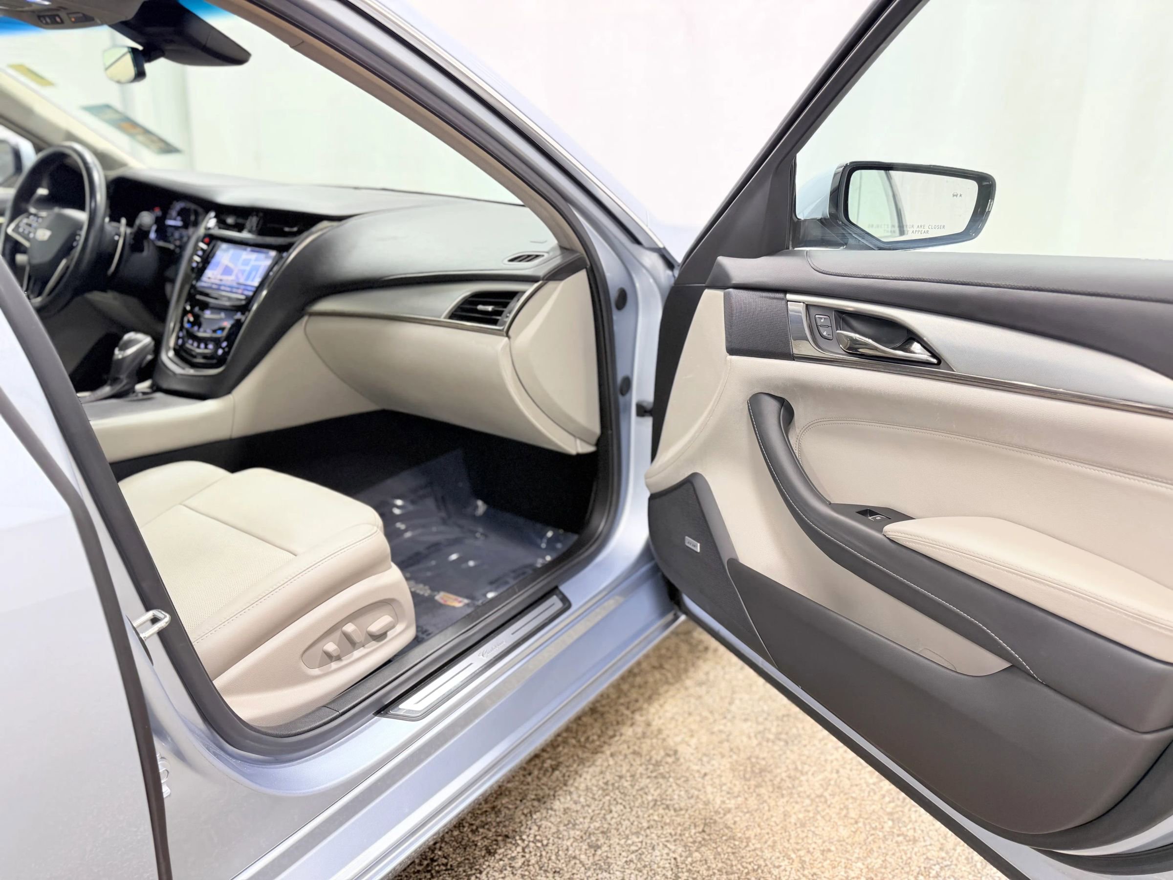 Used 2017 Cadillac CTS Luxury image 25