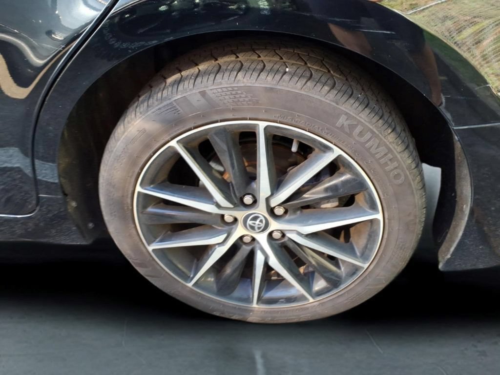 Used 2022 Toyota Camry SE FWD image 18