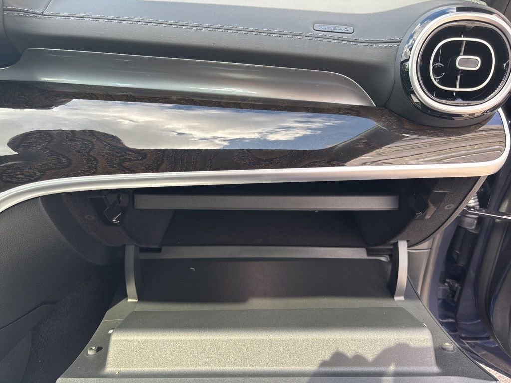 Used 2024 Mercedes-Benz C 300 4MATIC Sedan image 28