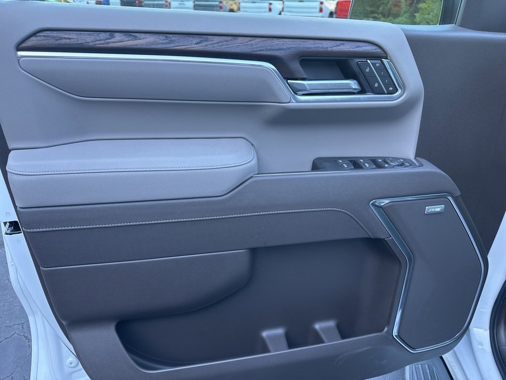 New 2026 GMC Sierra 1500 SLT w/ SLT Premium Plus Package image 7