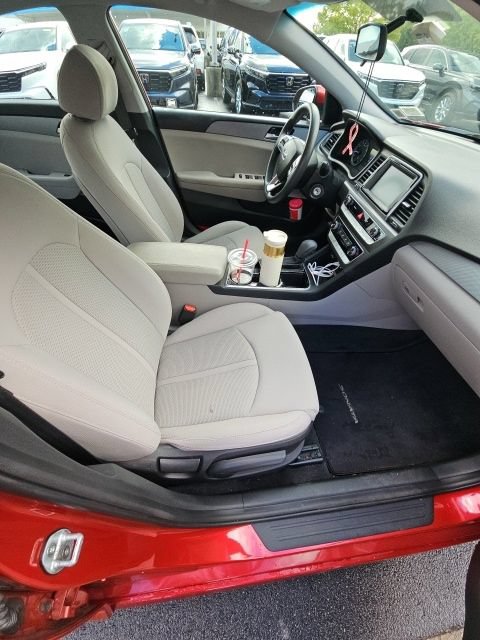 Used 2019 Hyundai Sonata SE FWD image 11