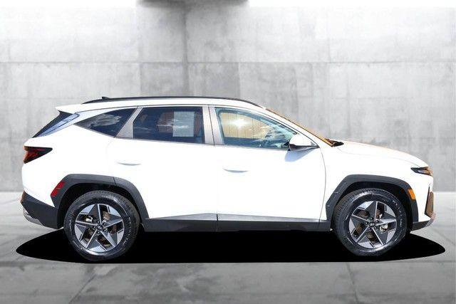 Used 2025 Hyundai Tucson SEL AWD/4WD image 5
