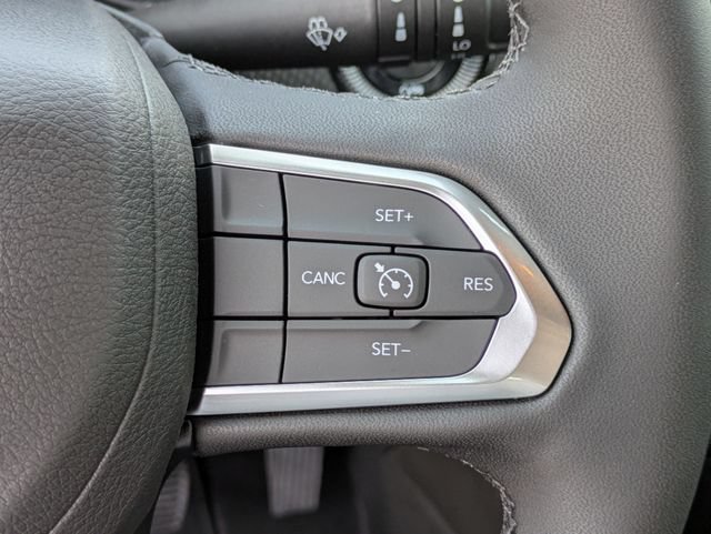 New 2026 Jeep Compass Latitude AWD/4WD image 18