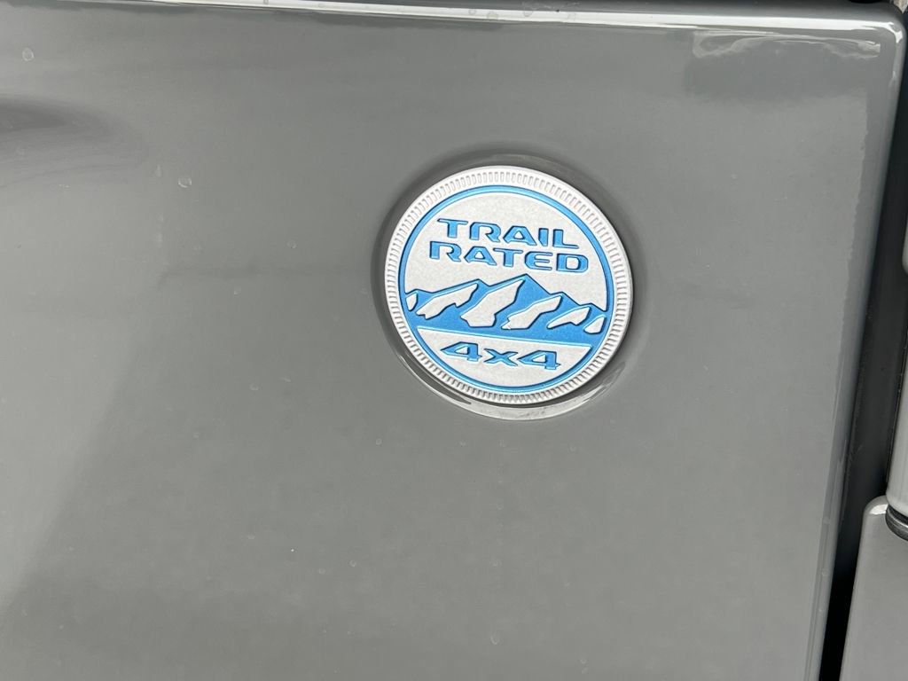 Used 2023 Jeep Wrangler Unlimited Sahara w/ Cold Weather Group image 17