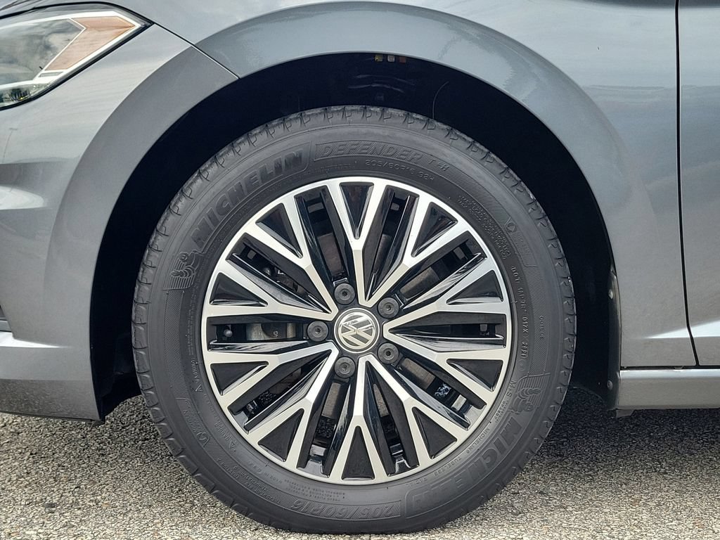 Used 2019 Volkswagen Jetta SE w/ Cold Weather Package FWD image 6