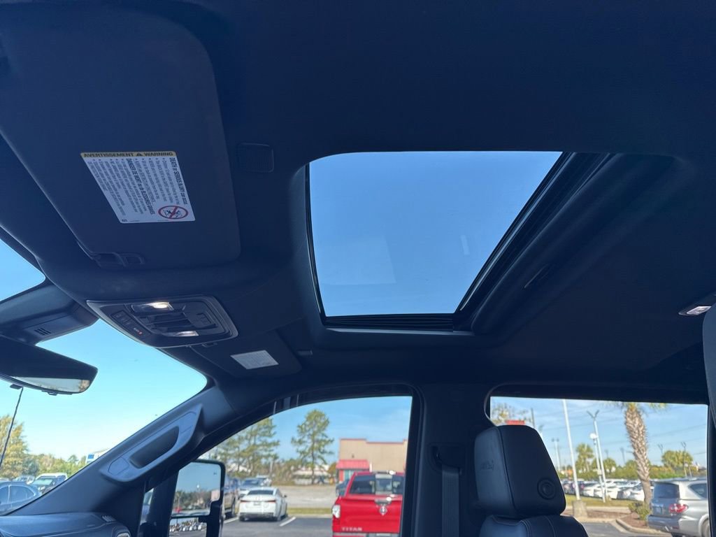 Used 2021 GMC Sierra 2500 AT4 w/ AT4 Premium Plus Package image 12