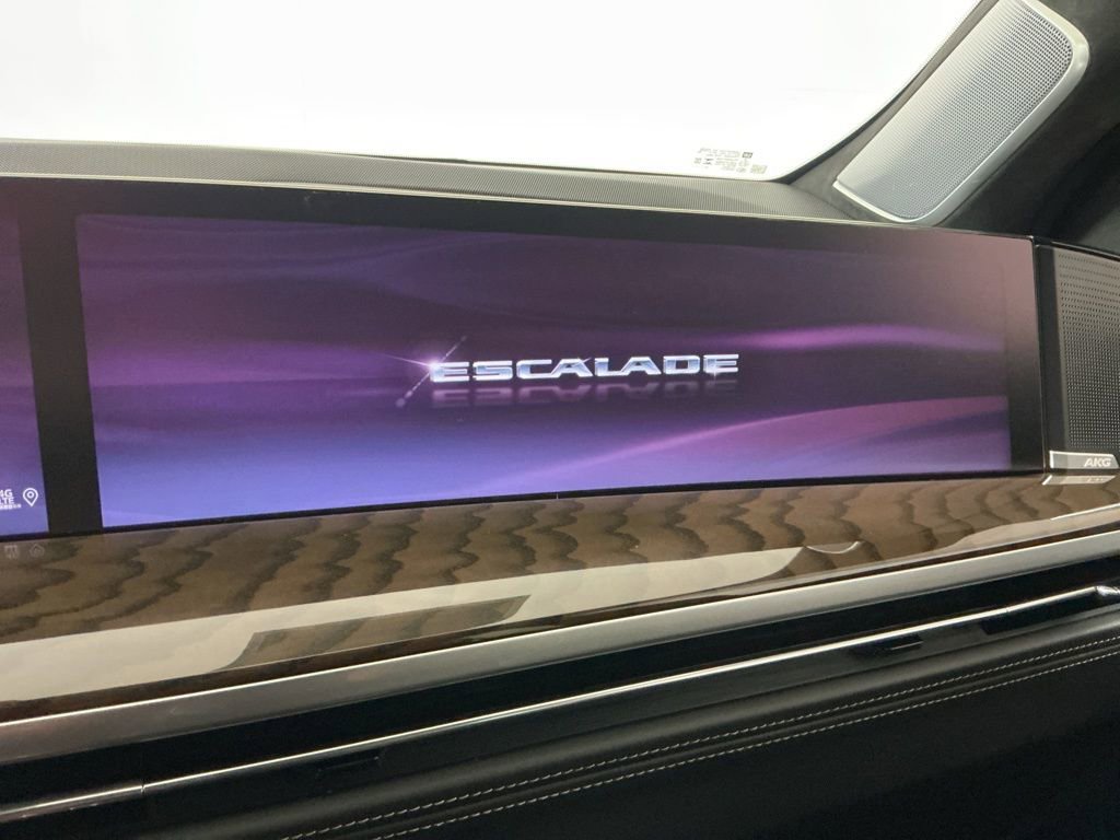 Used 2025 Cadillac Escalade Sport Platinum w/ LPO, ONYX Package image 12