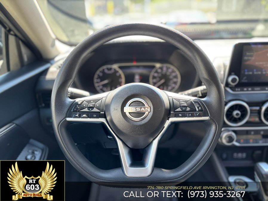 Used 2024 Nissan Sentra SV FWD image 13
