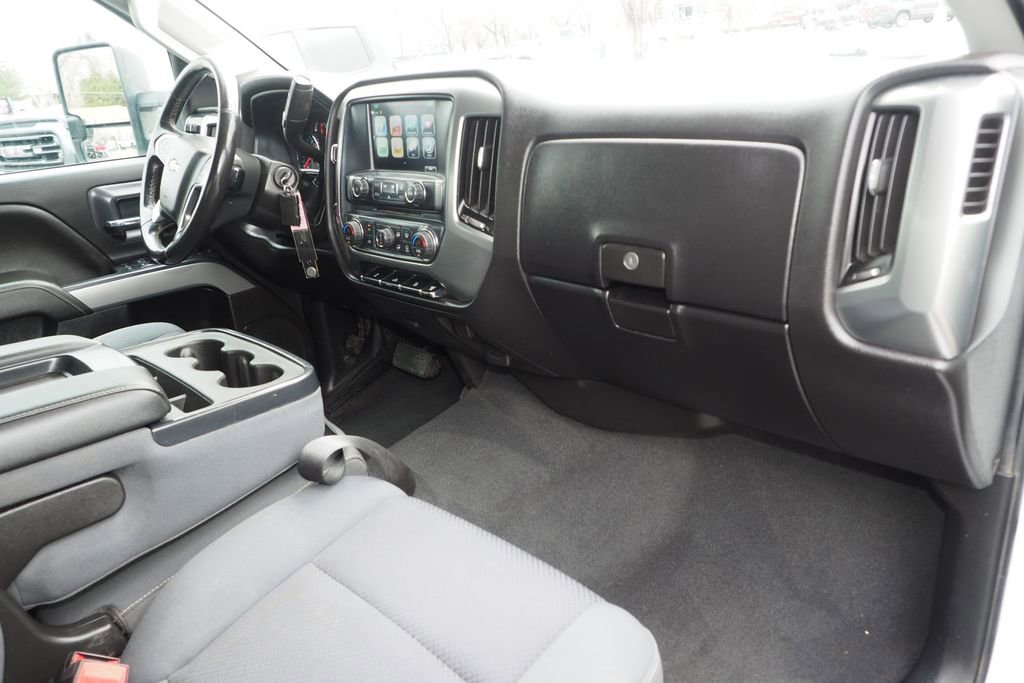 Used 2019 Chevrolet Silverado 2500 LT image 21