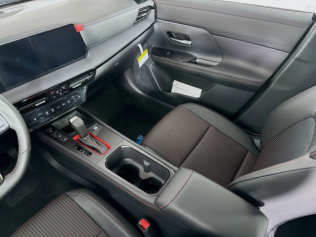 New 2026 Nissan Kicks SR w/ SR Premium Package image 31