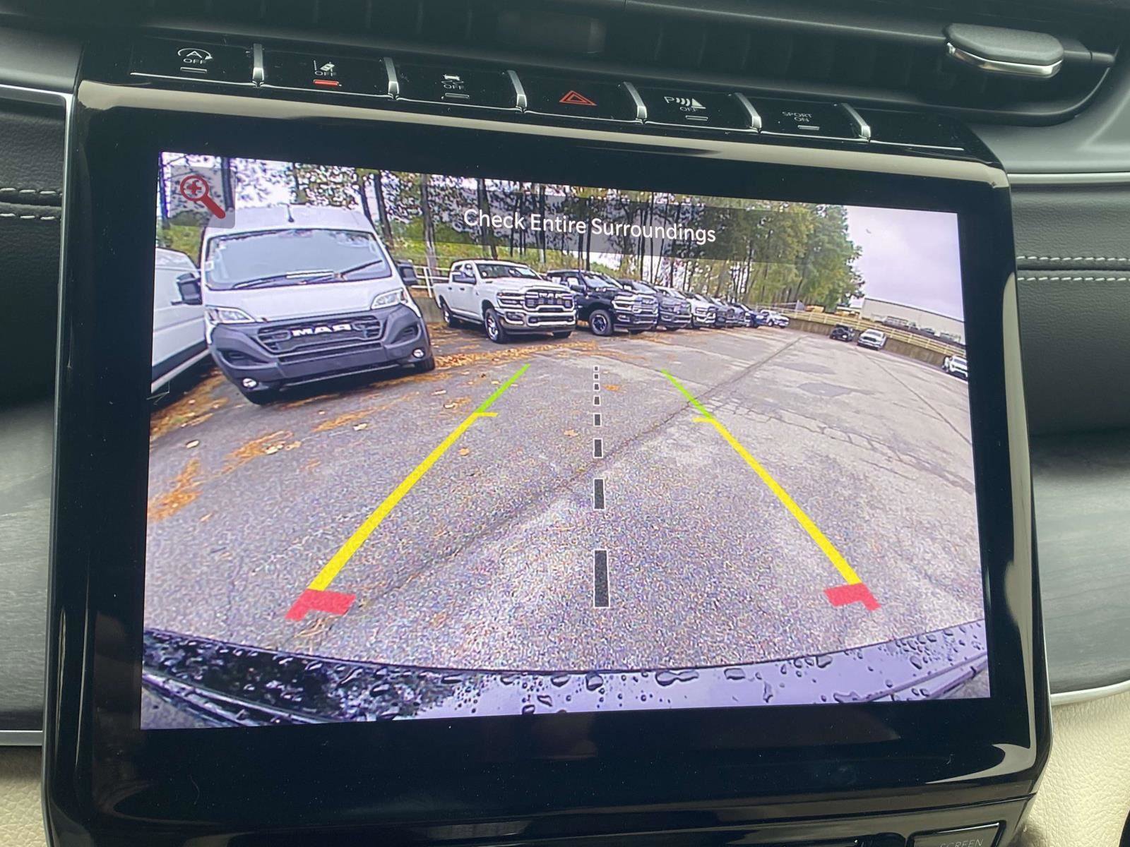 New 2025 Jeep Grand Cherokee Limited image 7