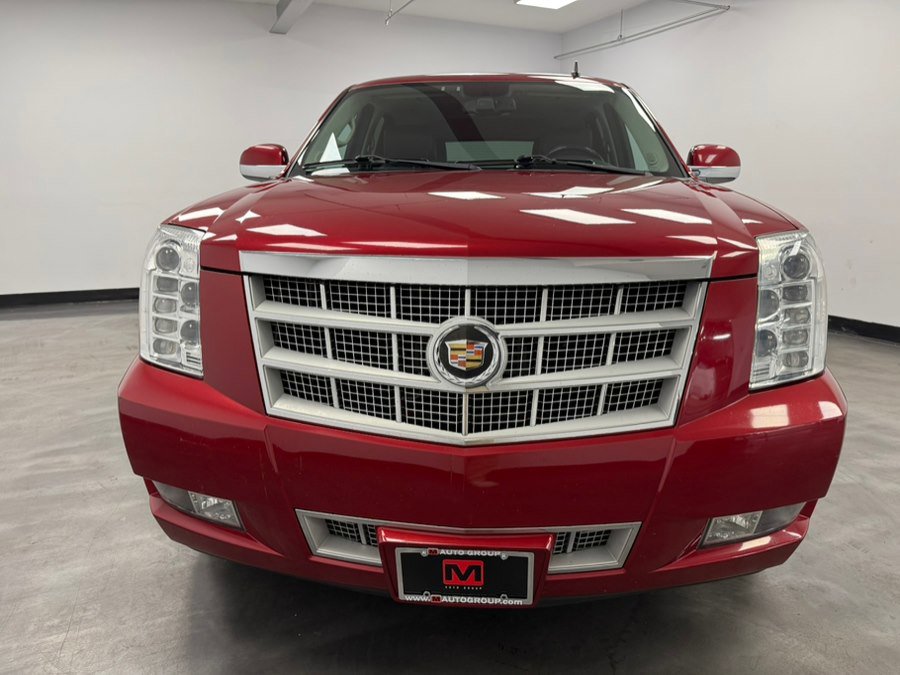 Used 2013 Cadillac Escalade Platinum AWD/4WD image 16