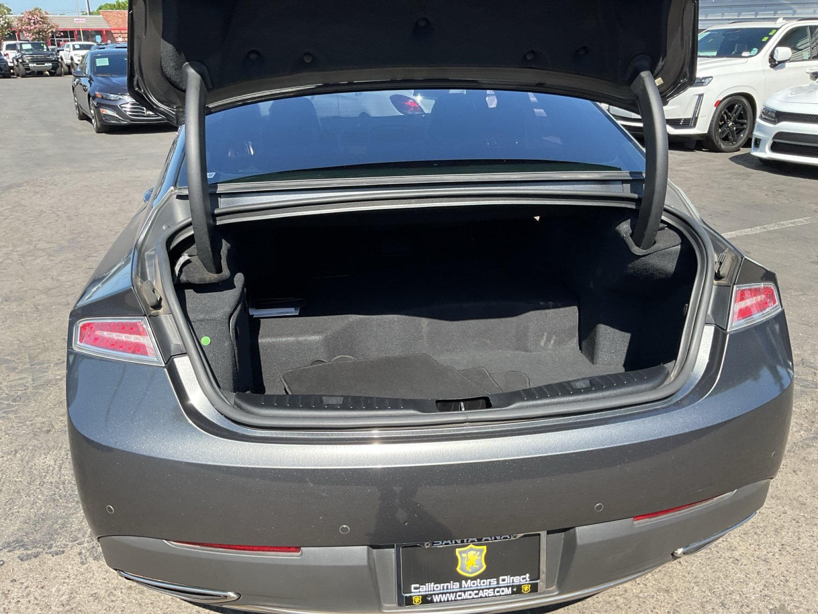 Used 2018 Lincoln MKZ Reserve FWD image 25