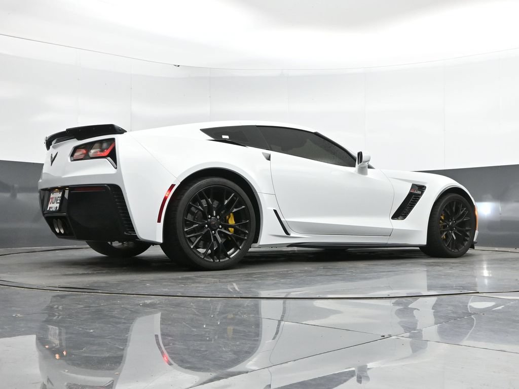 Used 2017 Chevrolet Corvette Z06 RWD image 42
