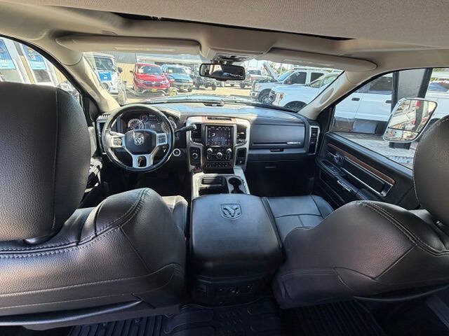 Used 2018 RAM 3500 Laramie w/ Protection Group AWD/4WD image 11