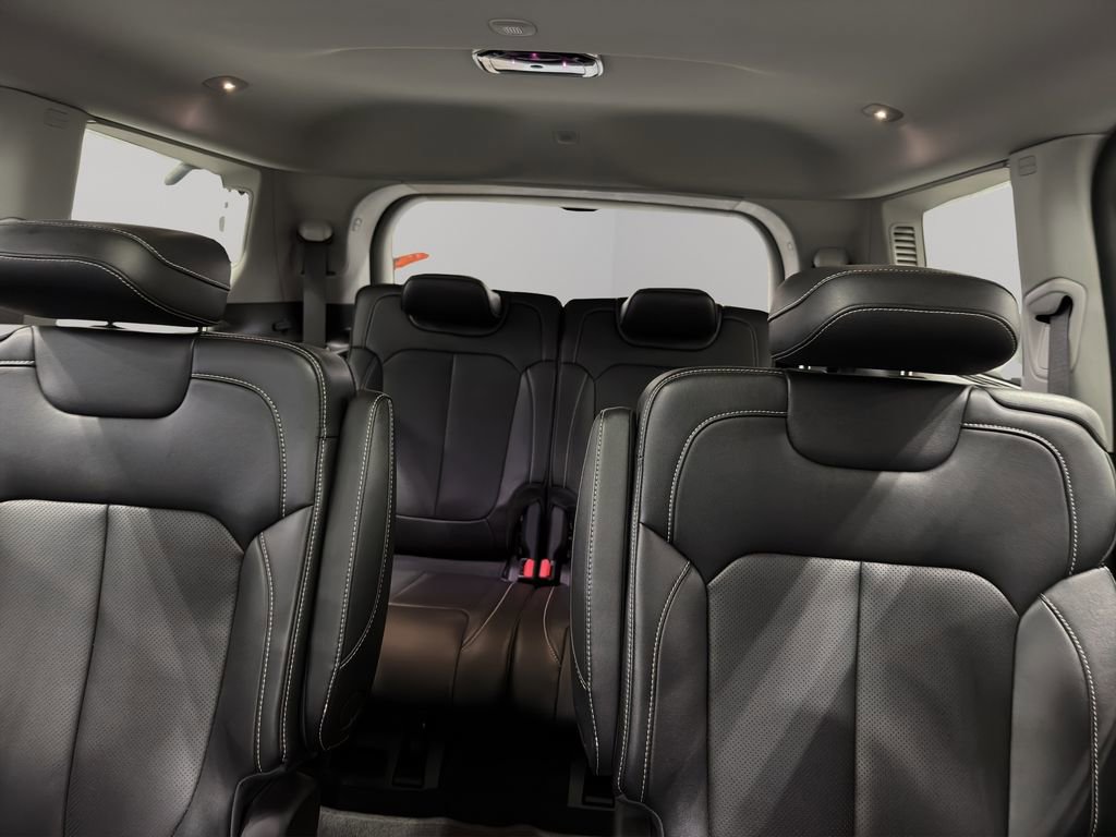 Used 2023 Jeep Grand Cherokee L Limited w/ Luxury Tech Group II image 39