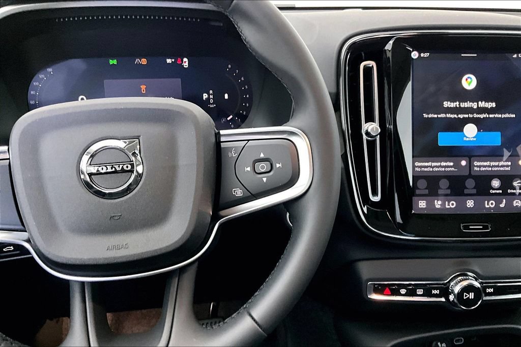 New 2026 Volvo XC40 B5 Core w/ Protection Package Premier AWD/4WD image 13