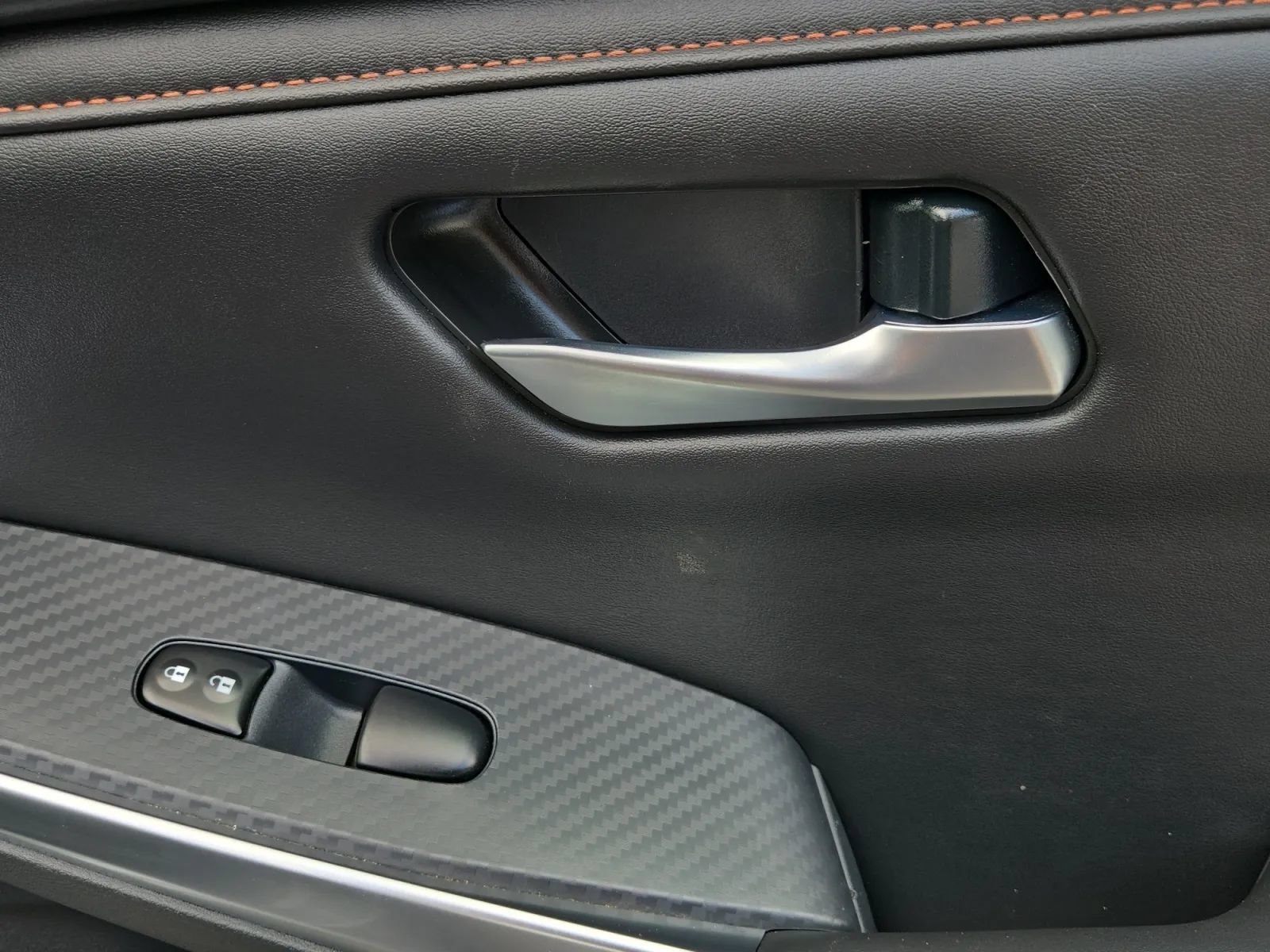 Used 2023 Nissan Sentra SR w/ SR Premium Package FWD image 32