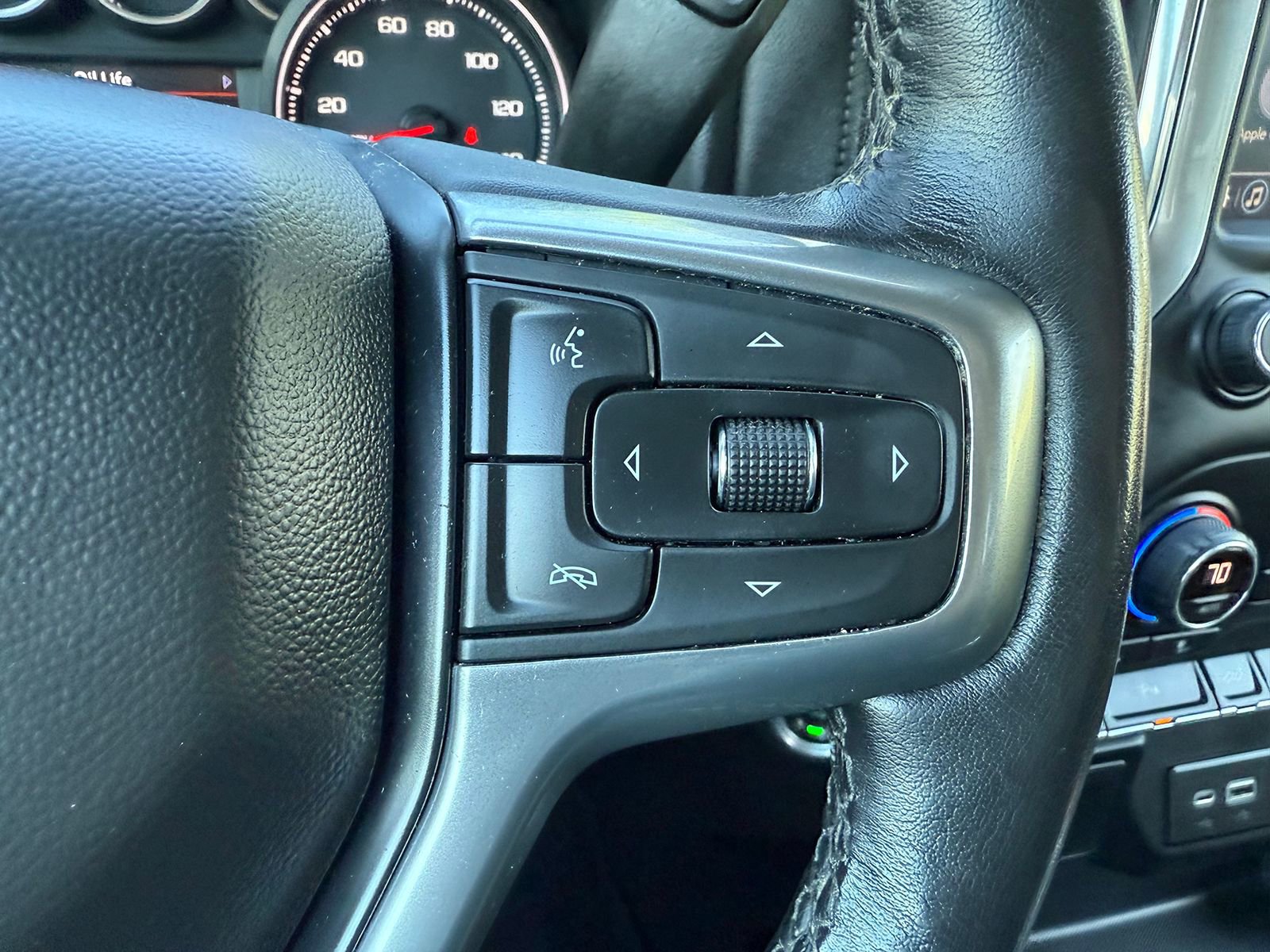 Certified 2022 Chevrolet Silverado 1500 LT Trail Boss w/ Safety Package AWD/4WD image 33
