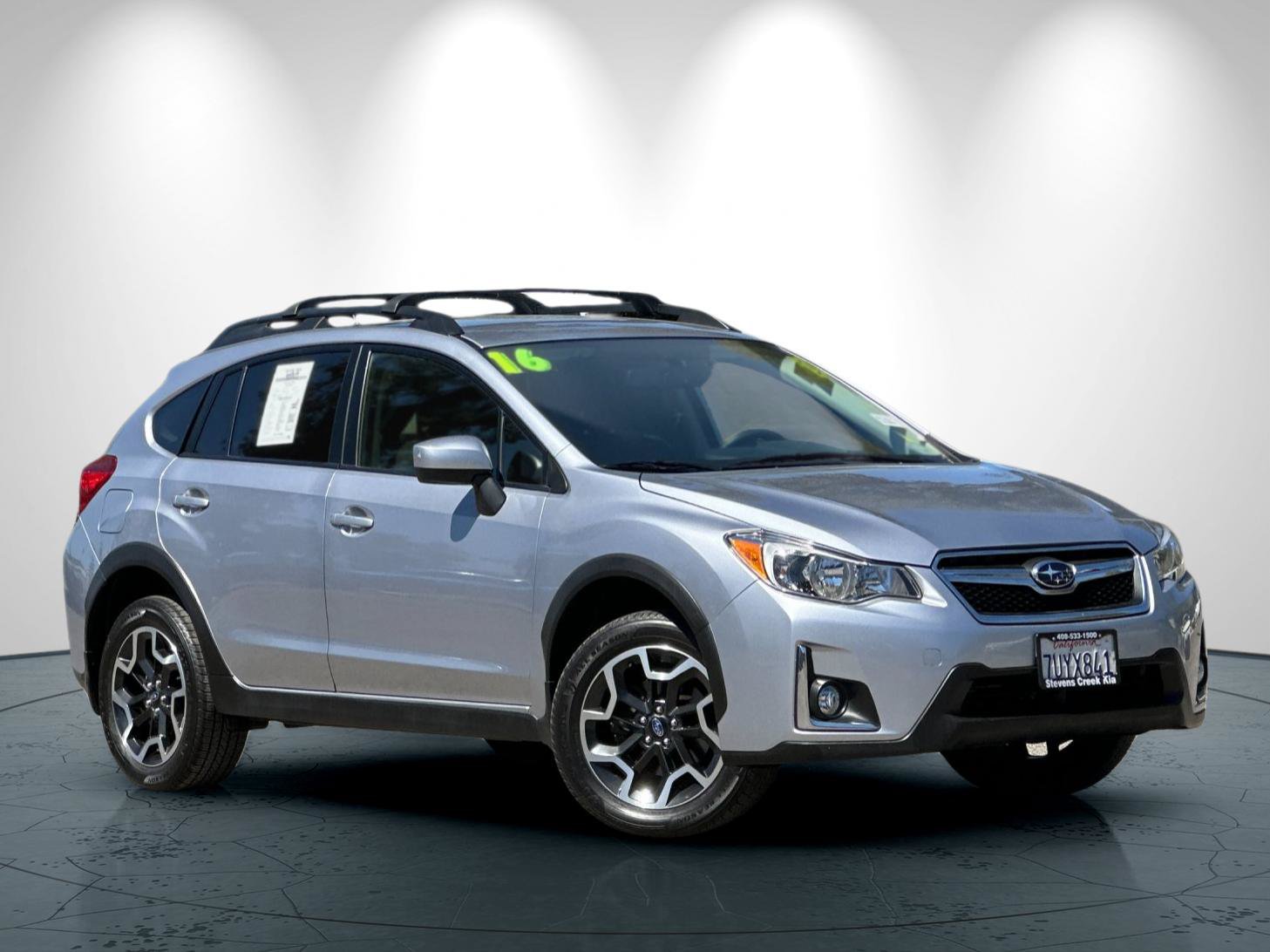 Used 2016 Subaru Crosstrek 2.0i Premium w/ Popular Package #1 AWD/4WD image 2