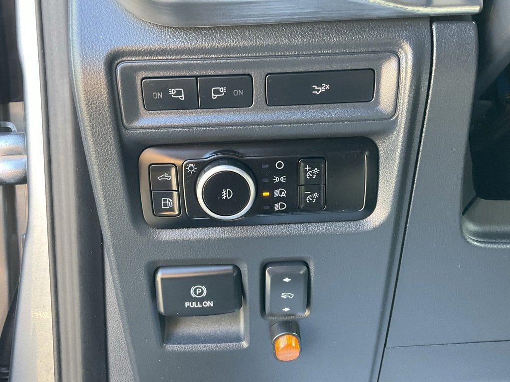 Used 2023 Ford F150 Lariat image 16