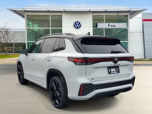 New 2026 Volkswagen Tiguan SE R-Line AWD/4WD image 3