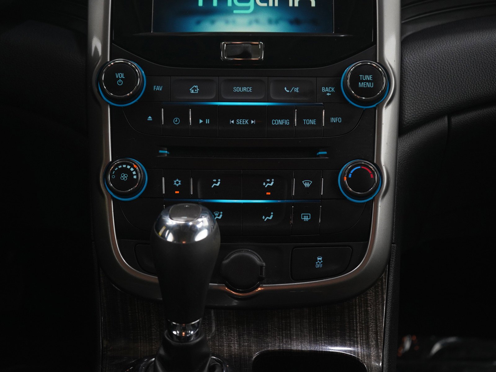 Used 2014 Chevrolet Malibu LT w/ Power Convenience Package FWD image 16