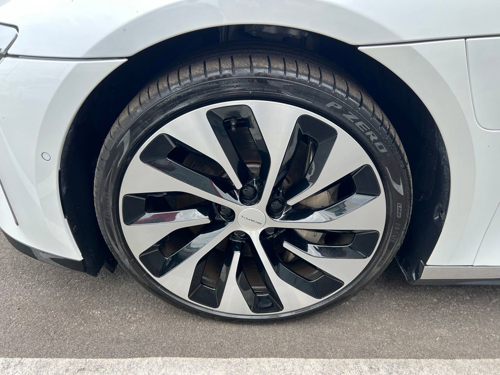 Used 2025 Lucid Air Grand Touring AWD/4WD image 16
