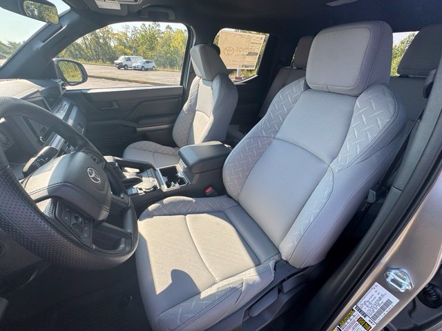 New 2026 Toyota Tacoma SR5 AWD/4WD image 14