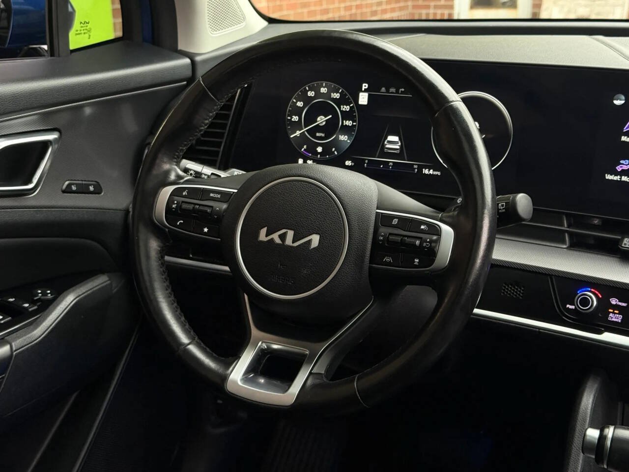 Used 2023 Kia Sportage SX FWD image 31