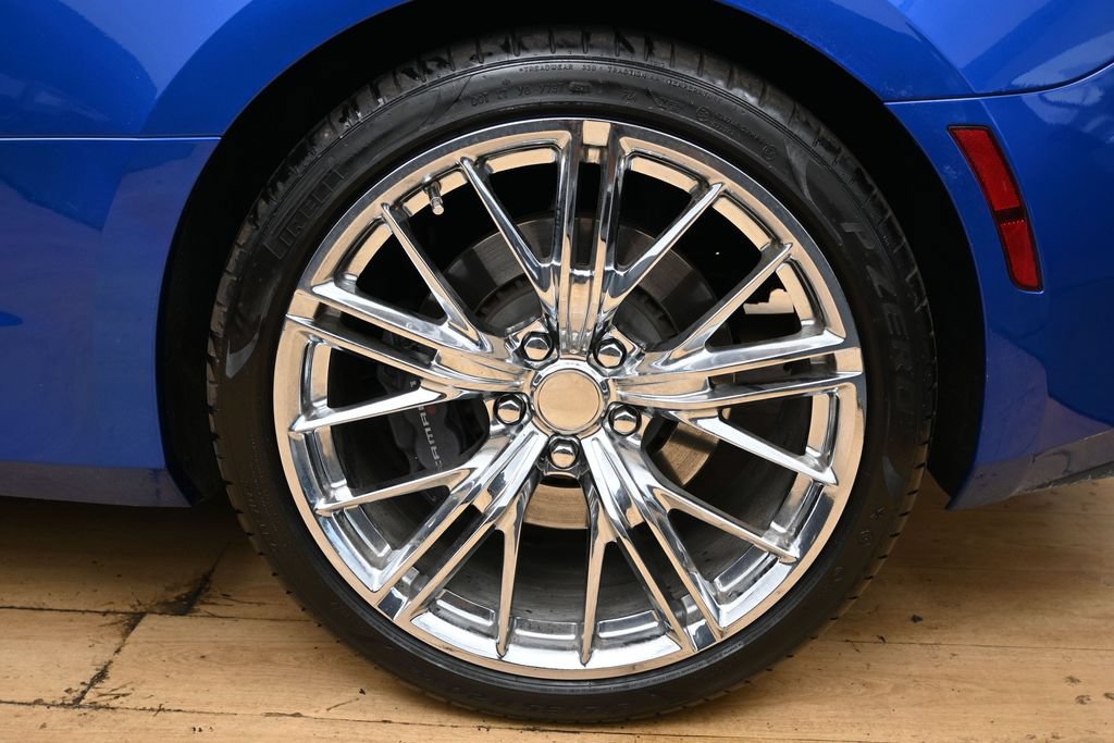 Used 2017 Chevrolet Camaro SS RWD image 12
