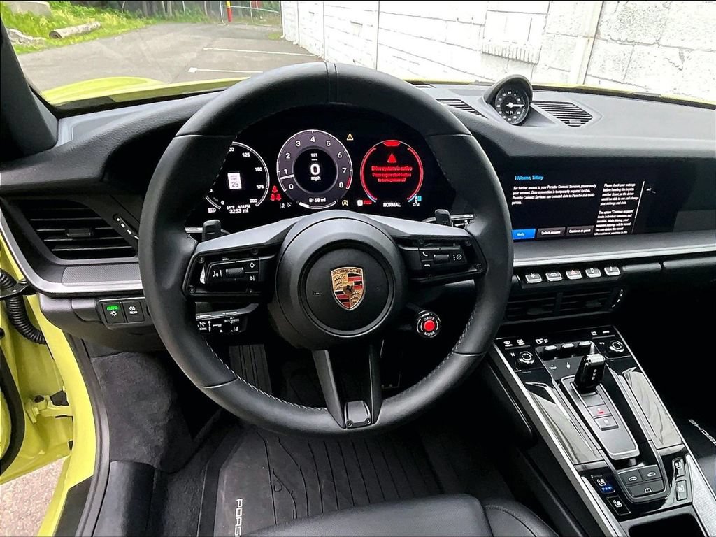 Certified 2025 Porsche 911 Carrera RWD image 11