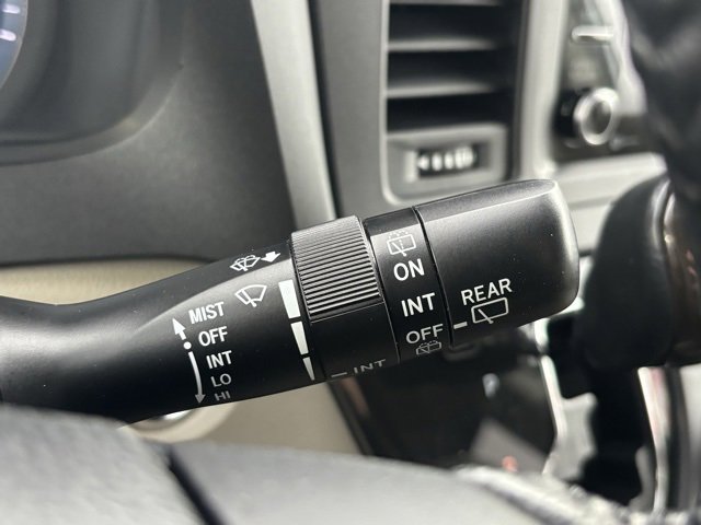 Used 2020 Toyota Sienna XLE w/ XLE Navigation Package image 22