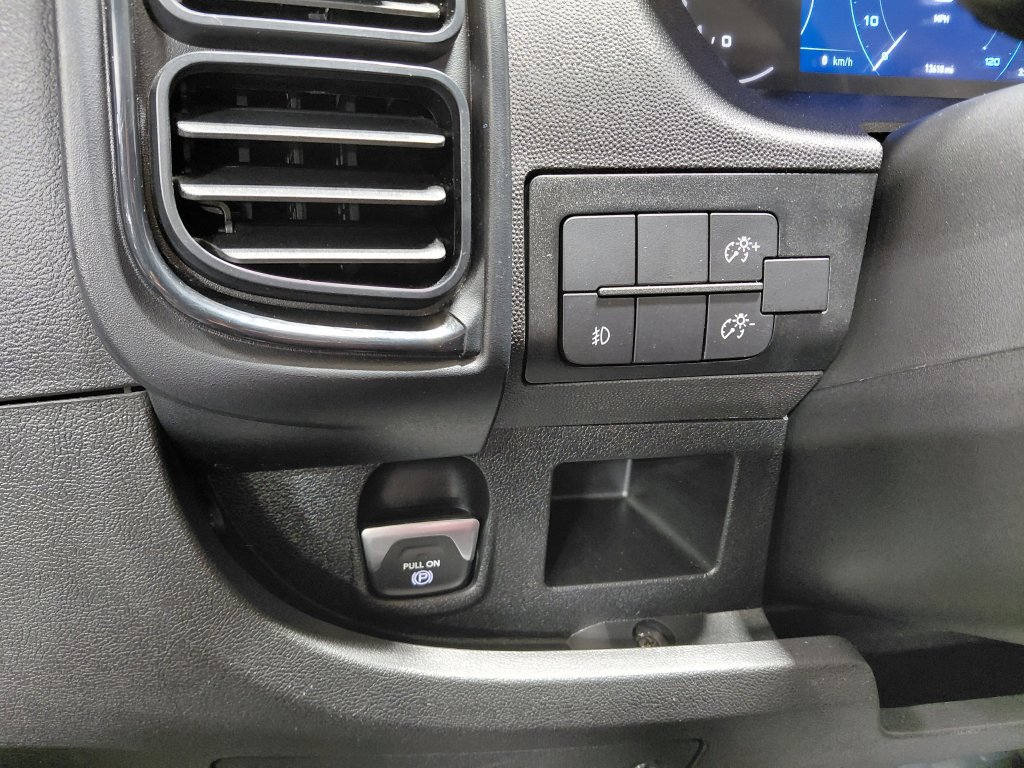 Used 2025 RAM ProMaster 2500 w/ U-Haul Equipment Group FWD image 35