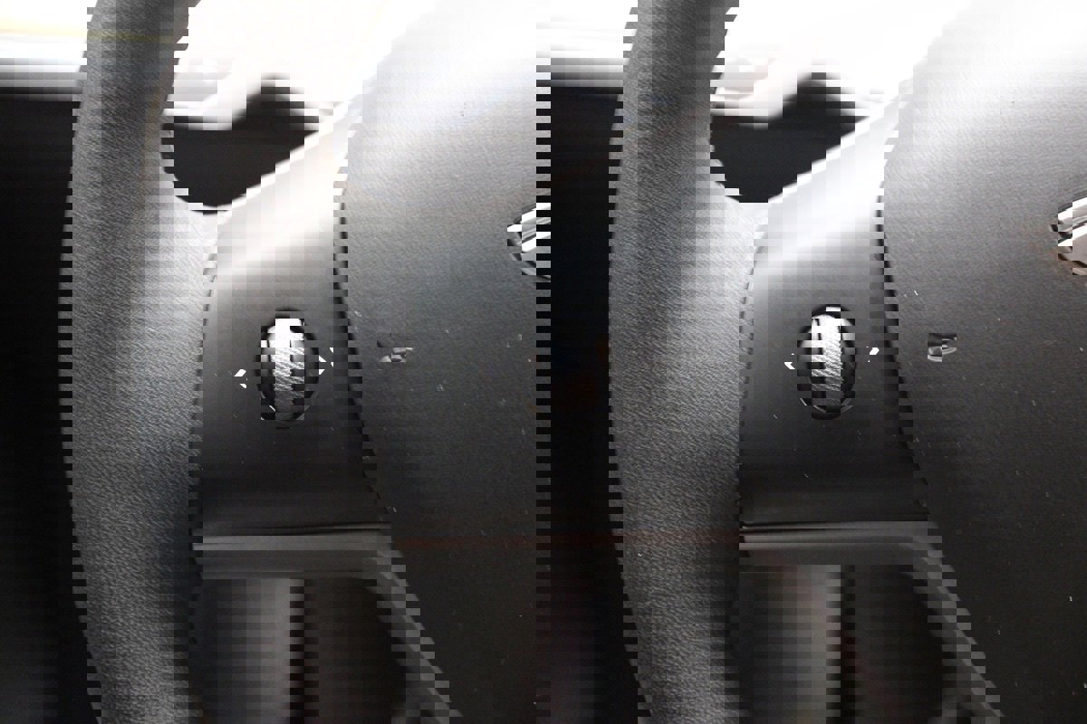 Used 2023 Tesla Model Y Long Range image 49