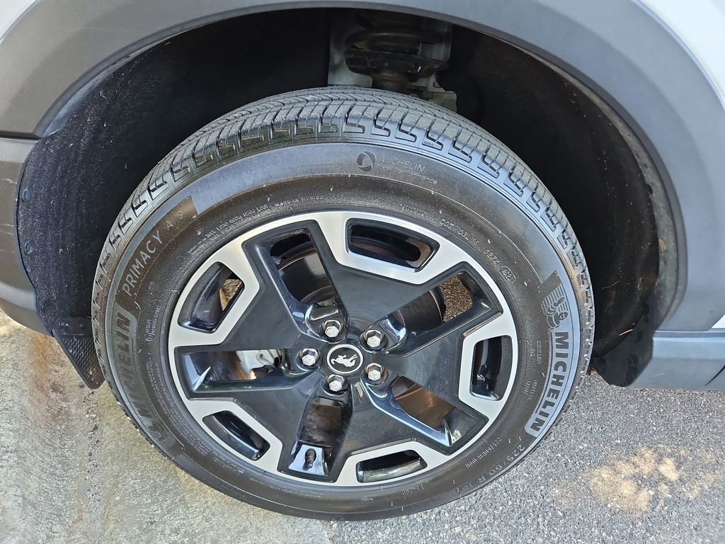 Used 2023 Ford Bronco Sport Outer Banks w/ Tech Package AWD/4WD image 33