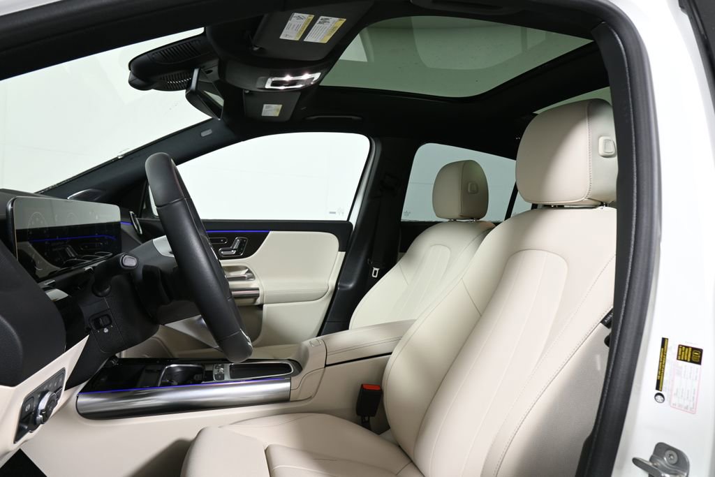 Certified 2026 Mercedes-Benz GLA 250 4MATIC image 15