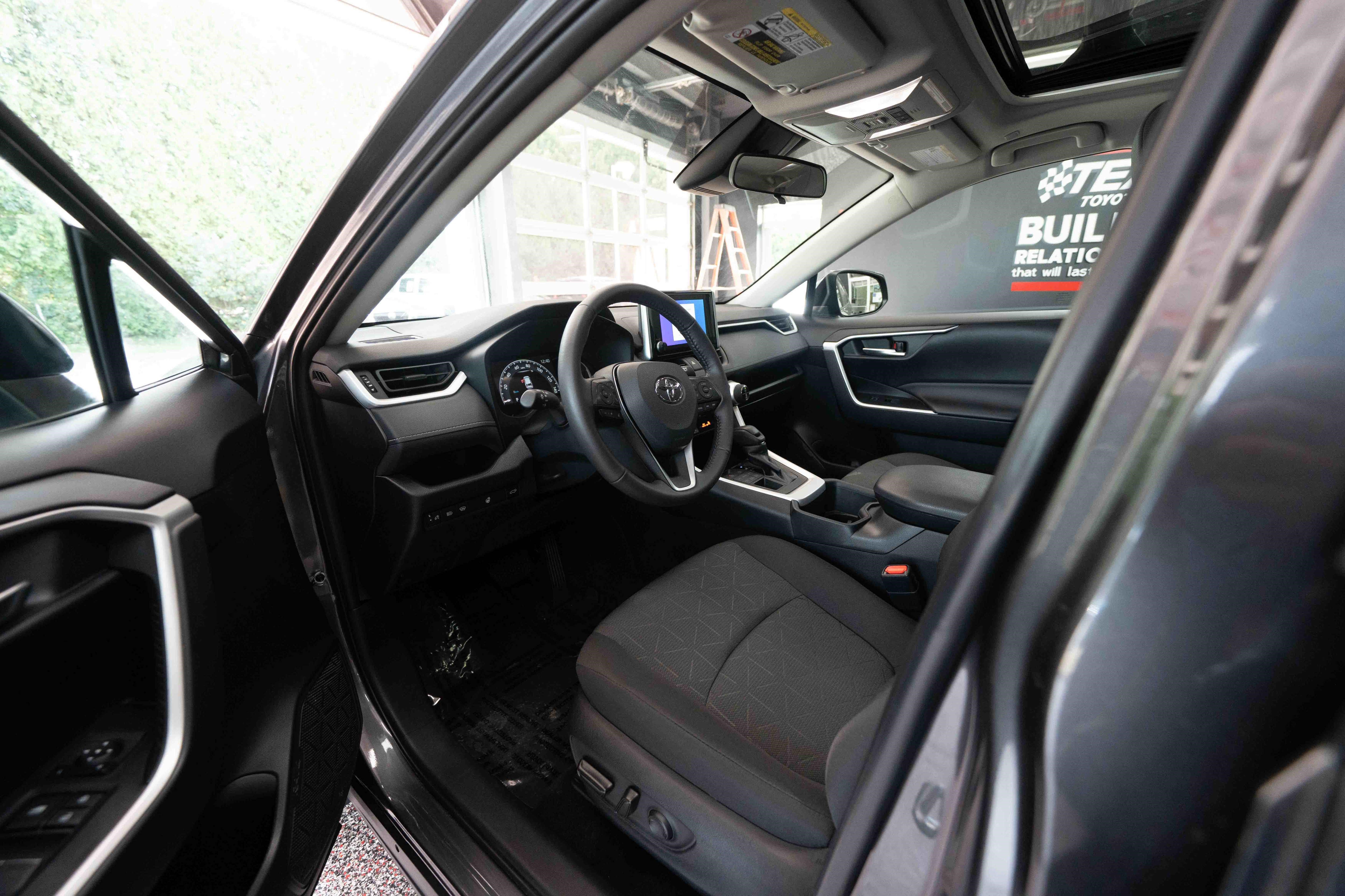 Certified 2023 Toyota RAV4 XLE w/ Convenience Package AWD/4WD image 10
