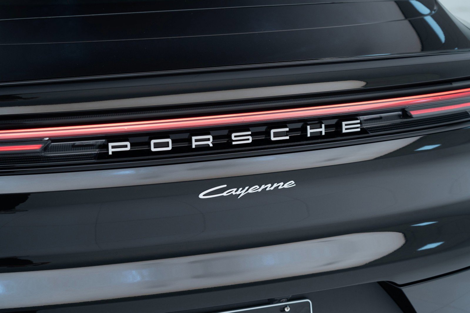 New 2026 Porsche Cayenne Coupe image 13
