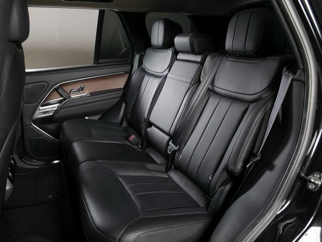 Certified 2023 Land Rover Range Rover SE AWD/4WD image 5