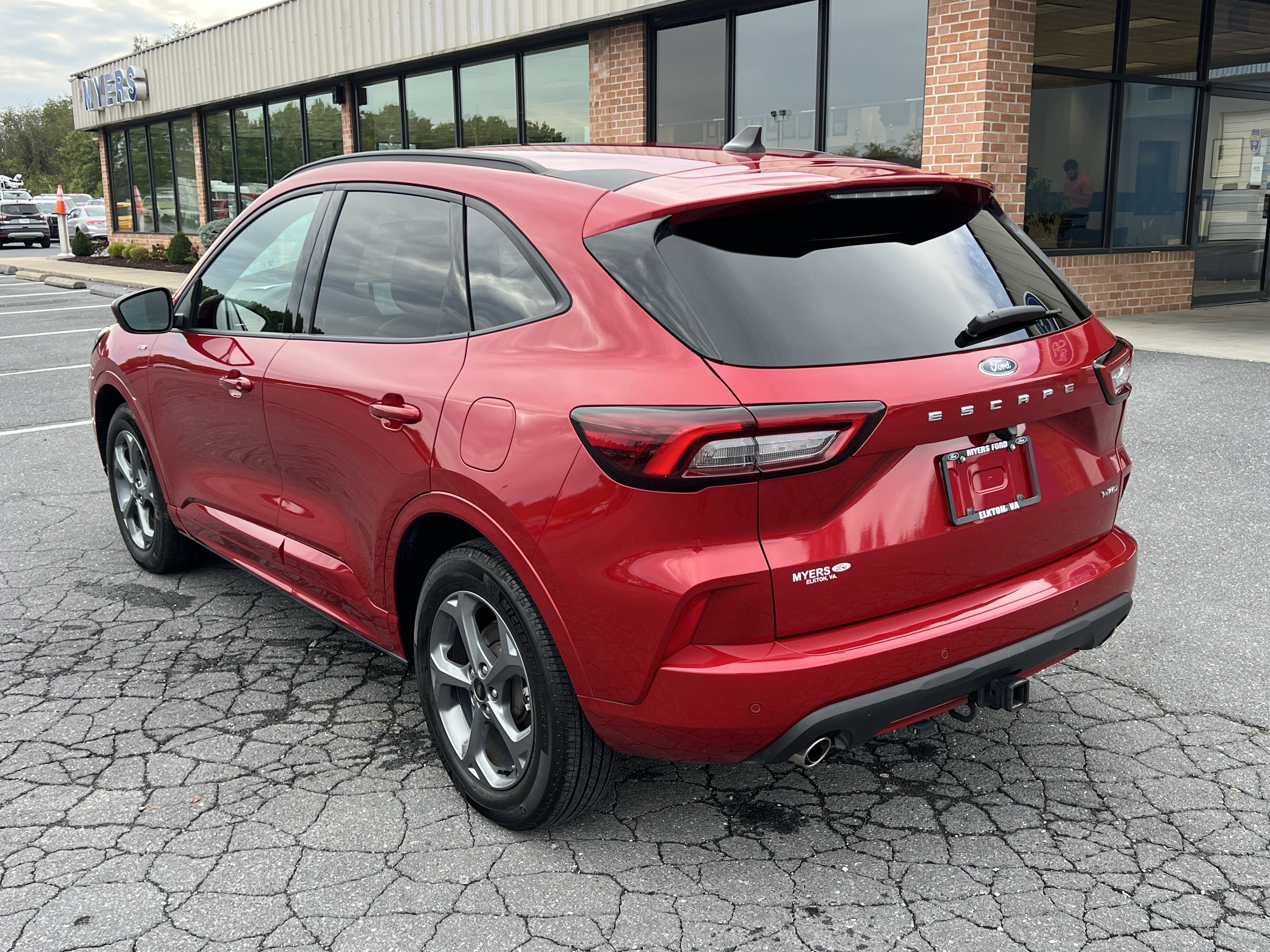 Used 2023 Ford Escape ST-Line Select w/ Tech Pack #1 image 8