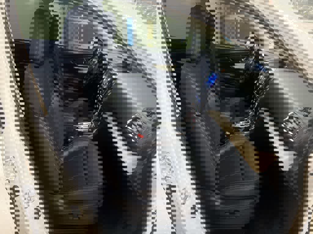 Used 2021 Subaru Ascent Limited w/ Technology Package image 25