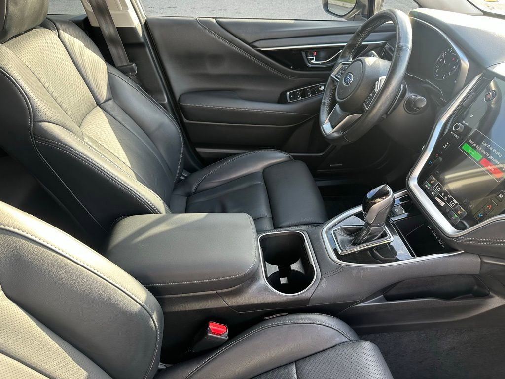Used 2023 Subaru Outback Limited image 19