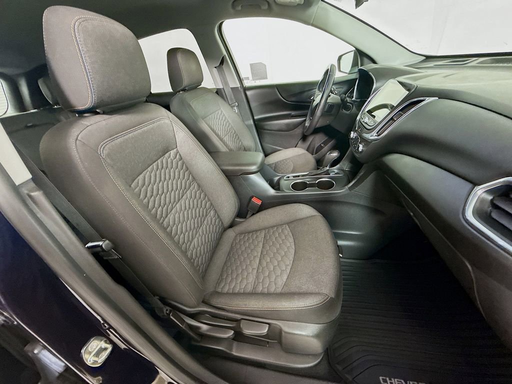 Used 2020 Chevrolet Equinox LT image 27