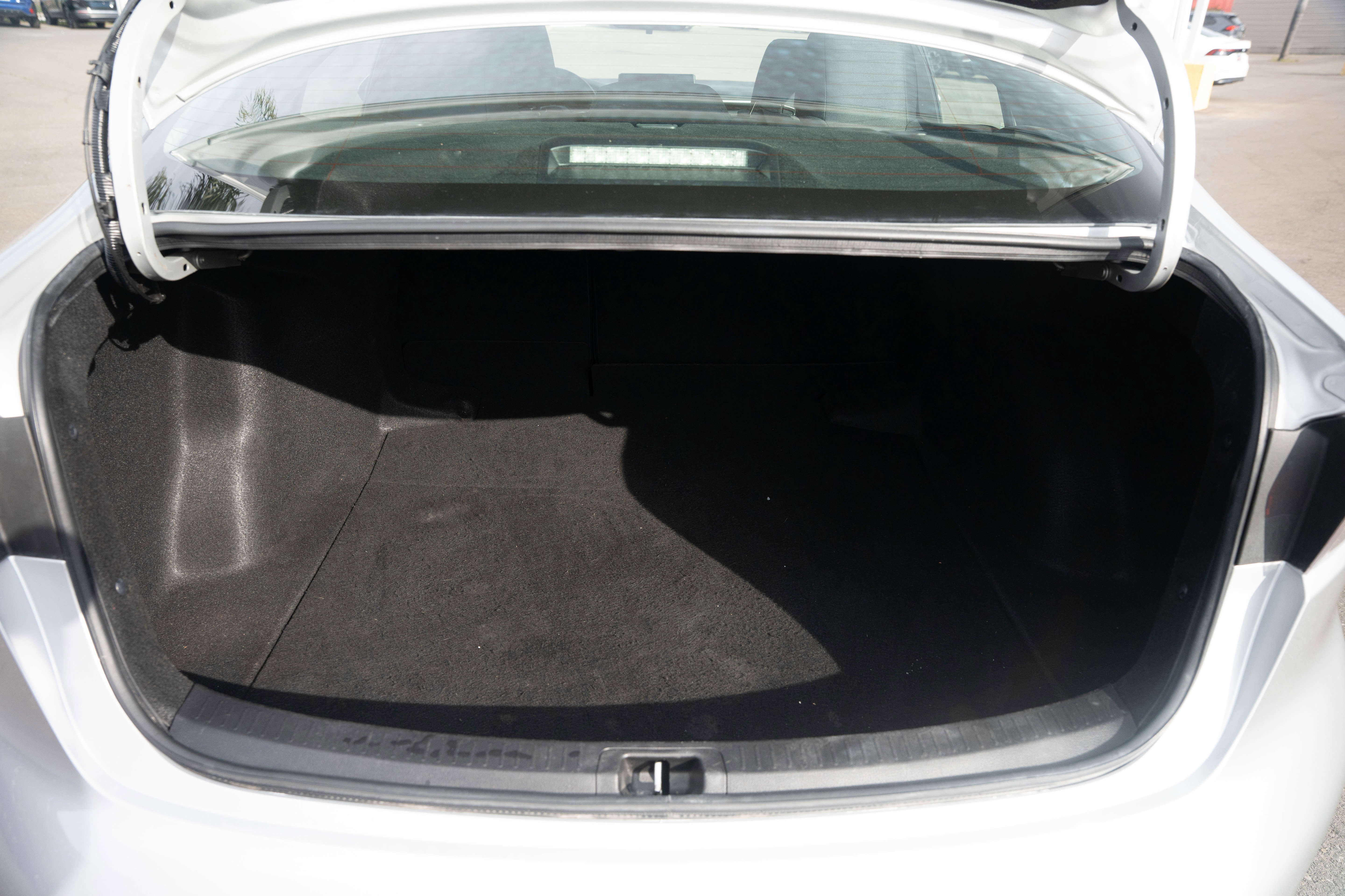 Used 2024 Toyota Corolla LE image 19