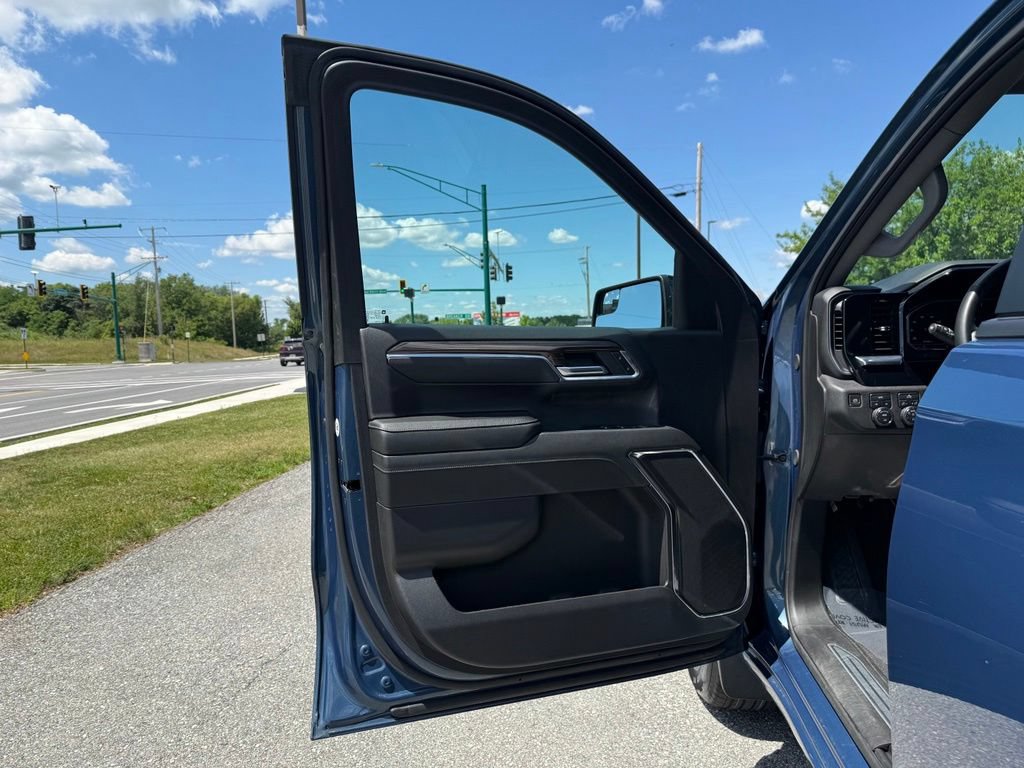 Used 2024 Chevrolet Silverado 1500 RST w/ Protection Package AWD/4WD image 23