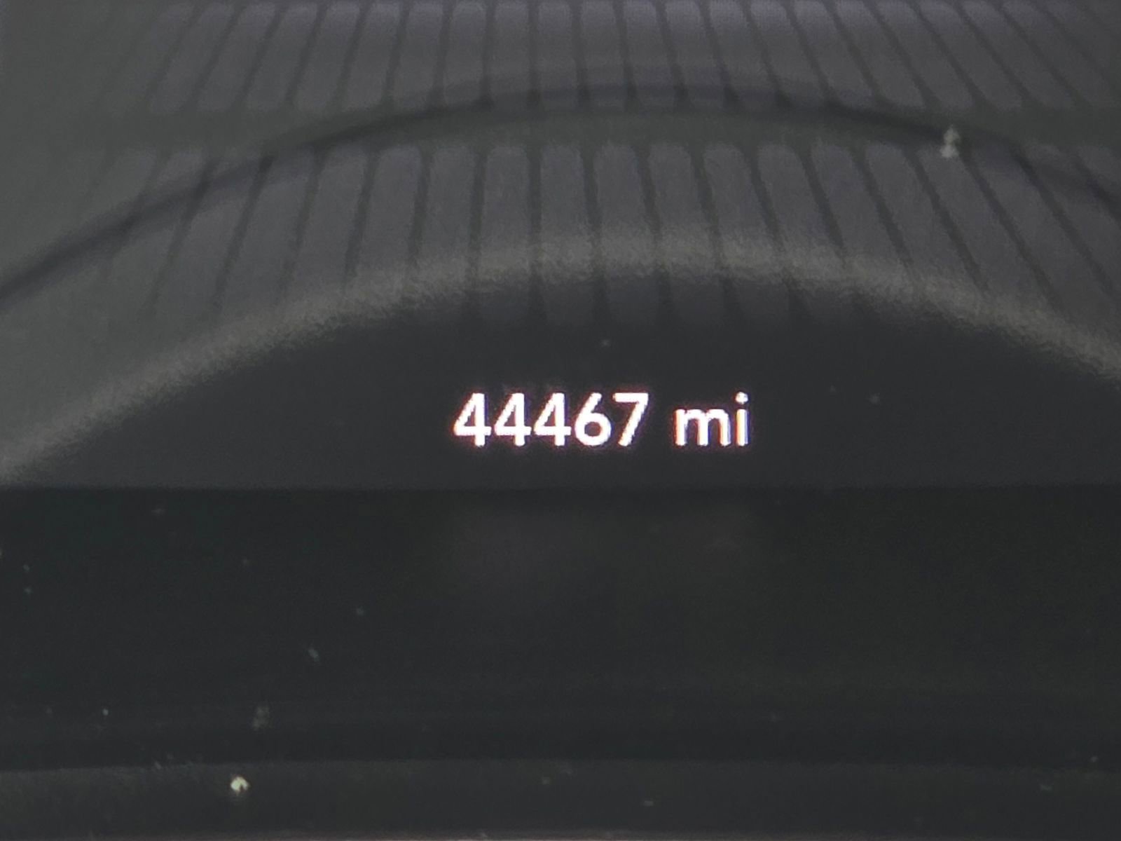 Used 2015 Dodge Challenger SXT image 22