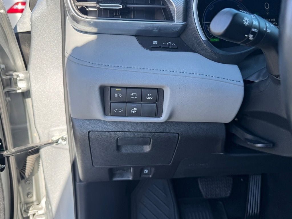 Used 2024 Toyota Highlander Platinum AWD/4WD image 21
