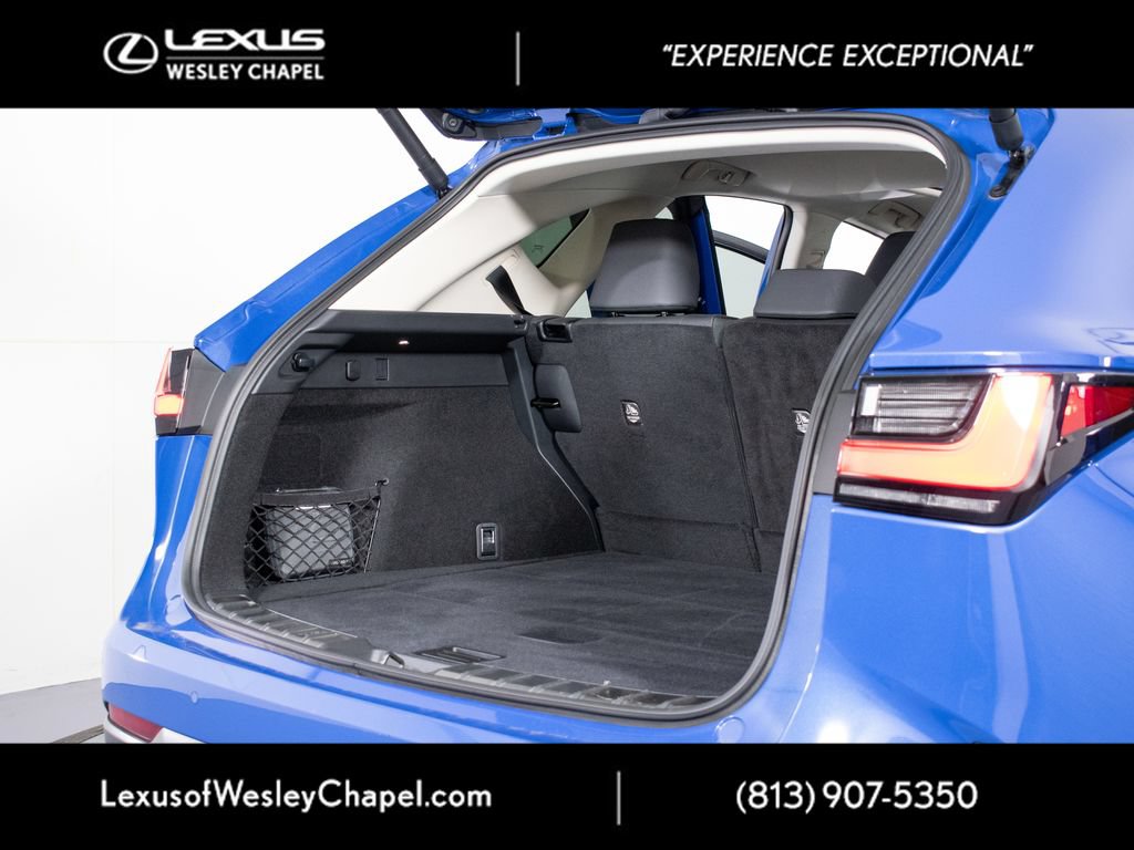 Used 2025 Lexus NX 250 FWD w/ Towing Package (2000 Lbs) image 18